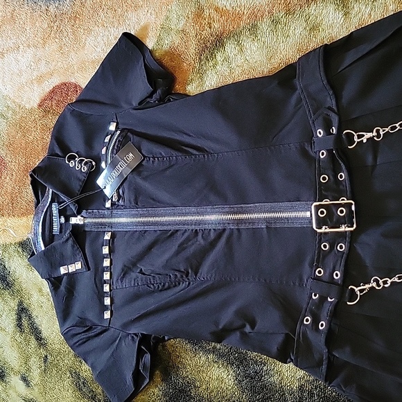 Current mood pleated mini black dress - Picture 2 of 5